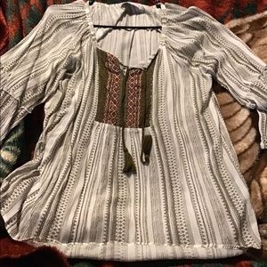 Juniors Large 3/4 green stripe top